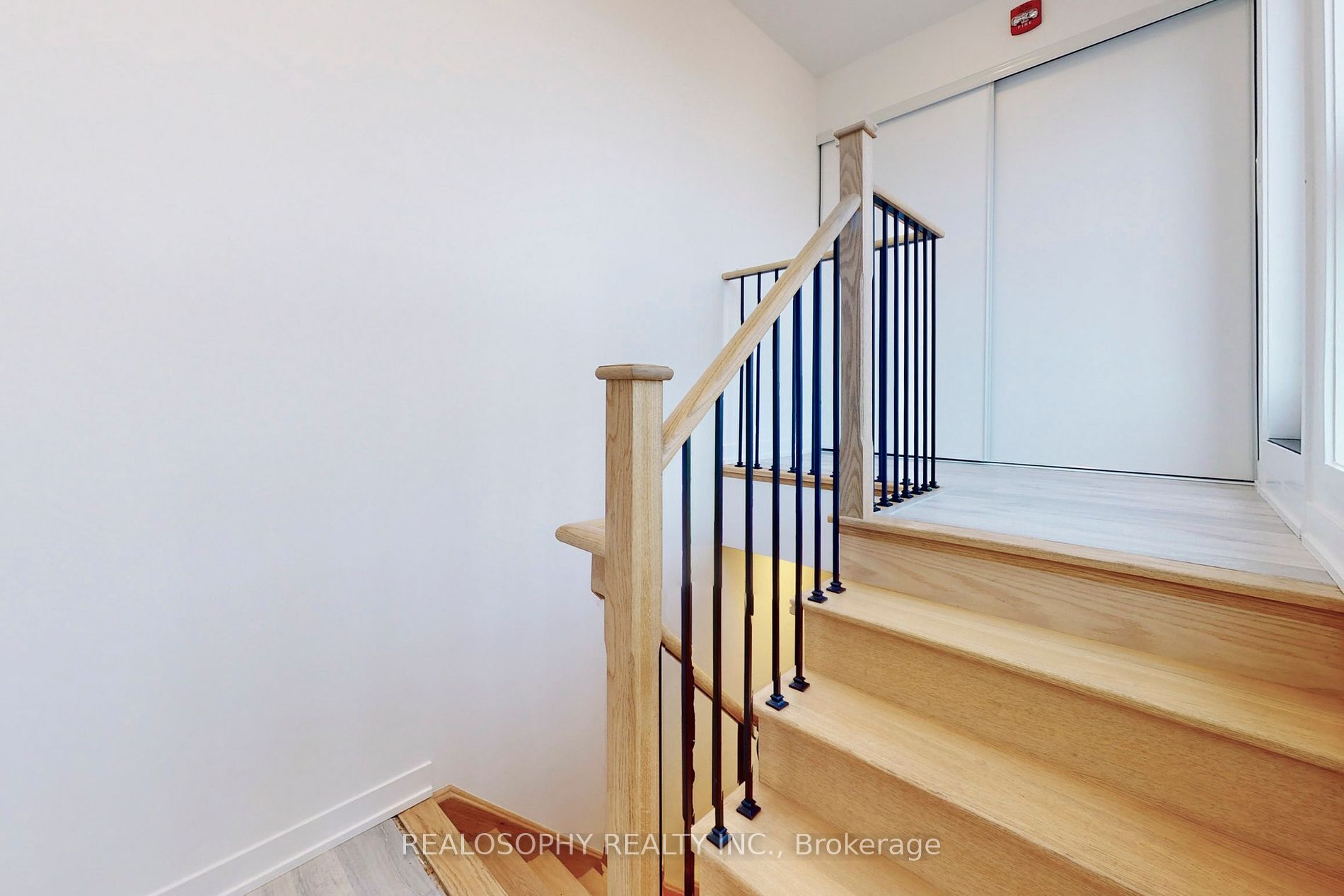 10 Marquette Avenue #8