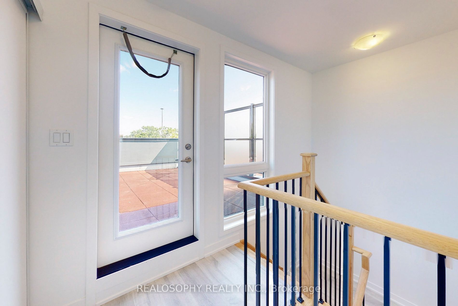 10 Marquette Avenue #8