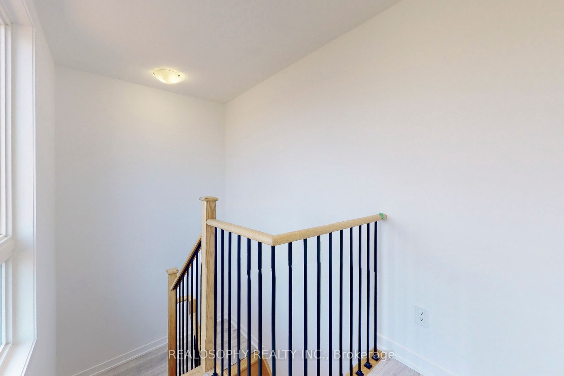10 Marquette Avenue #8