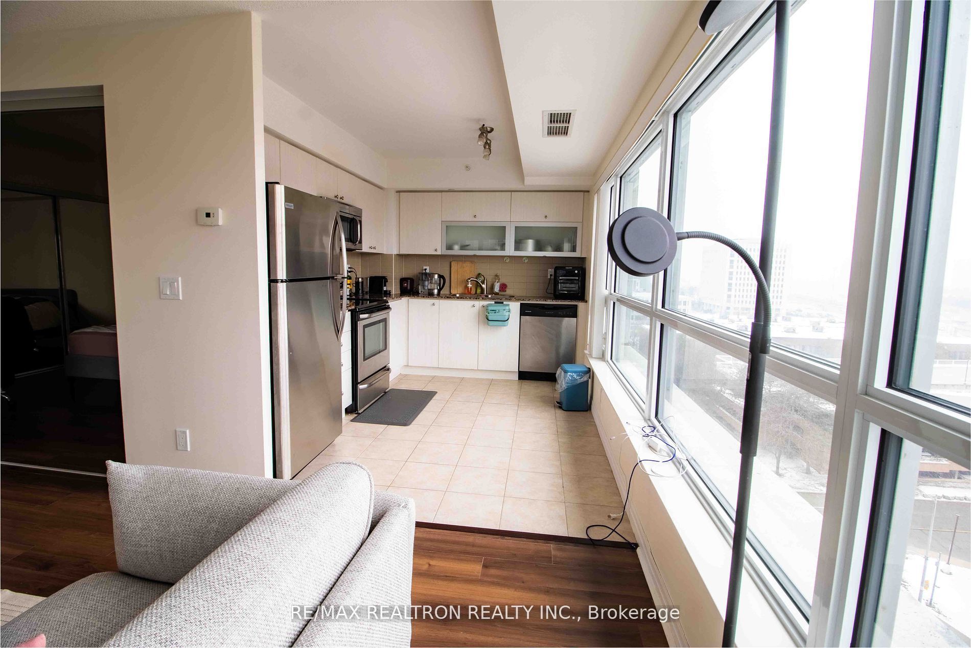 275 Yorkland Road #802