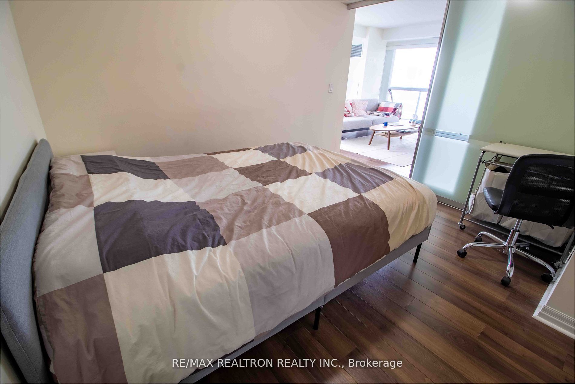 275 Yorkland Road #802