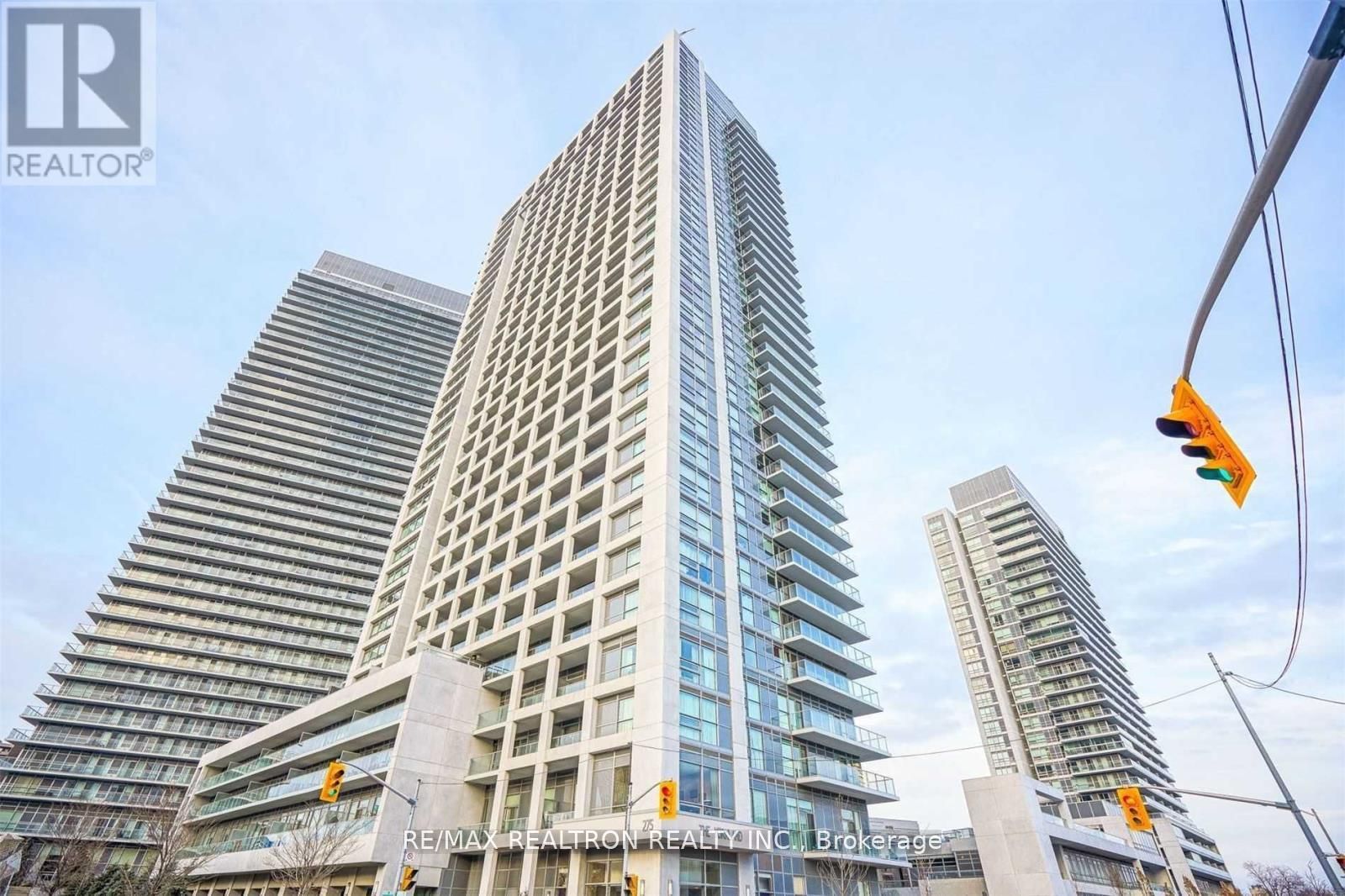 275 Yorkland Road #802