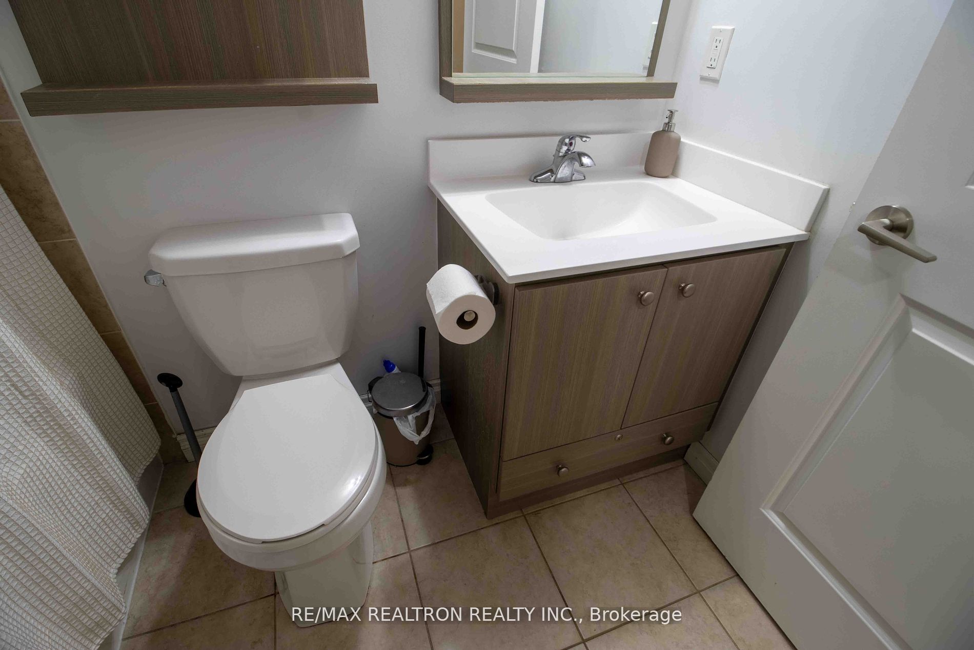275 Yorkland Road #802