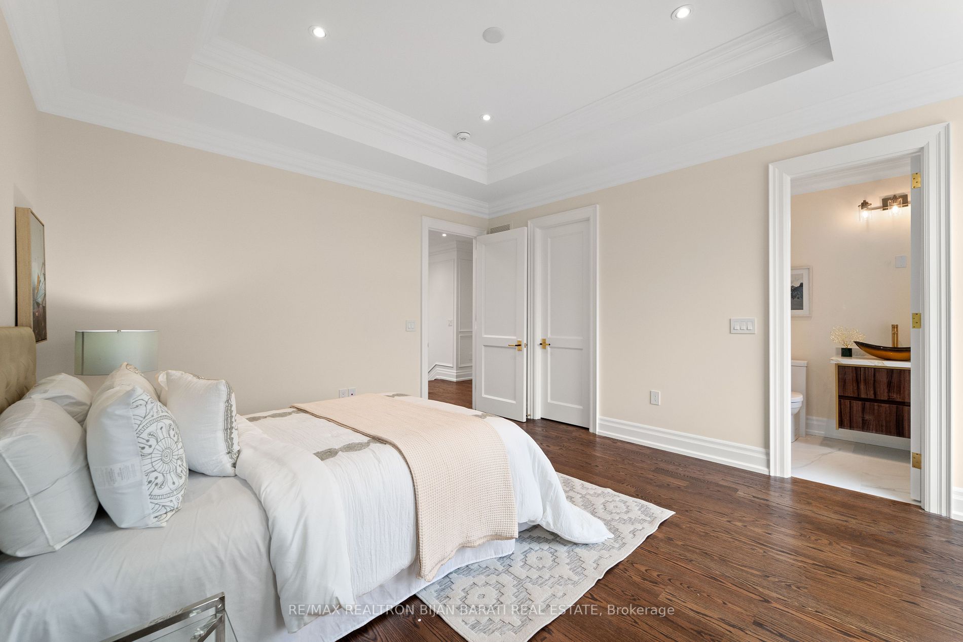 413 EMPRESS Avenue