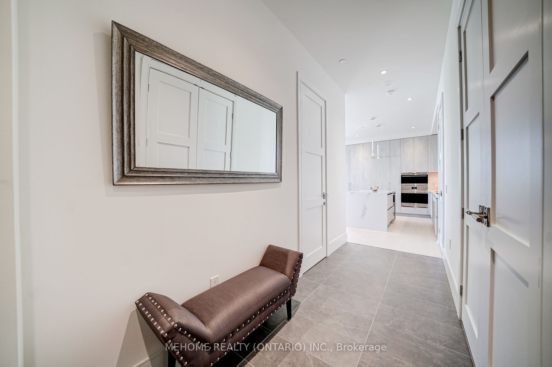 1 Yorkville Ave, #Ph06