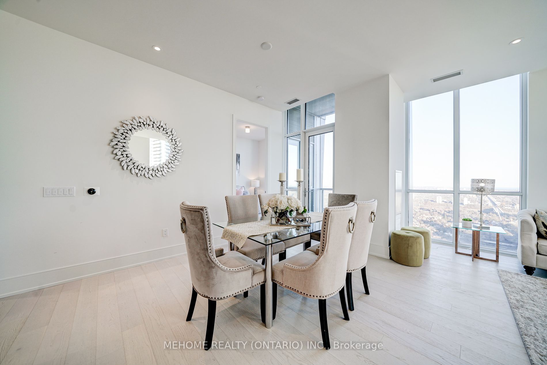 1 Yorkville Ave, #Ph06