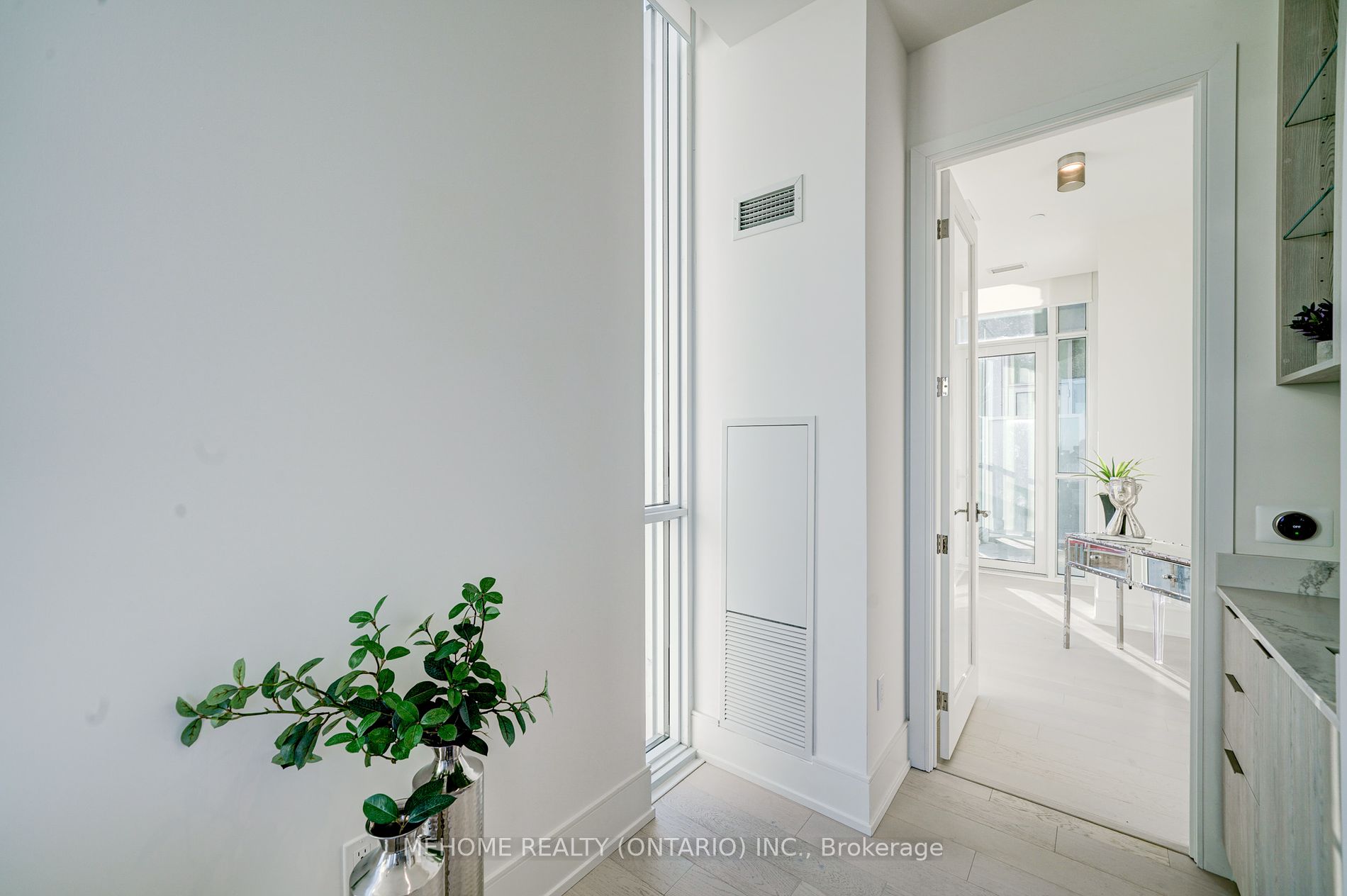 1 Yorkville Ave, #Ph06