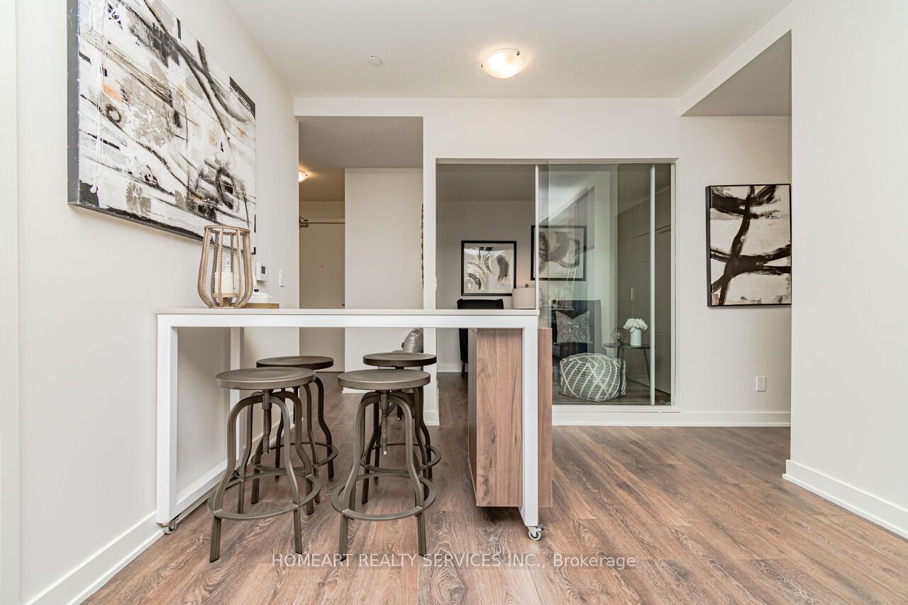 2 Sonic Way #203