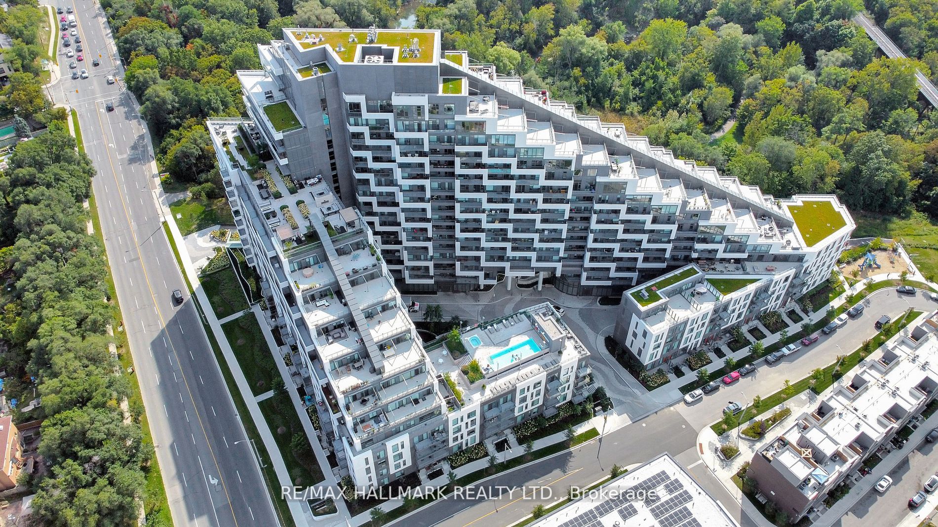 25 Adra Grado Way, #243