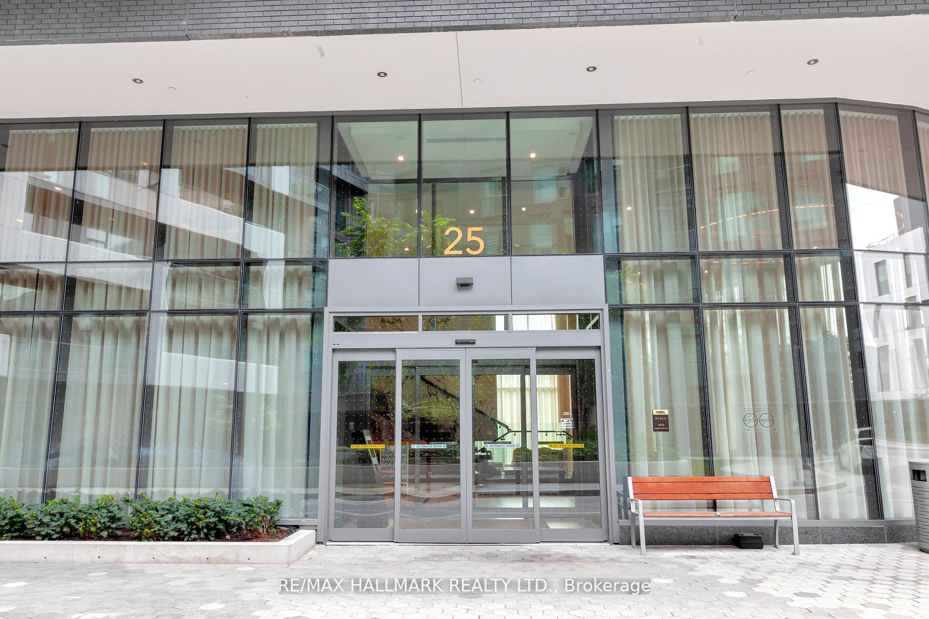 25 Adra Grado Way, #243