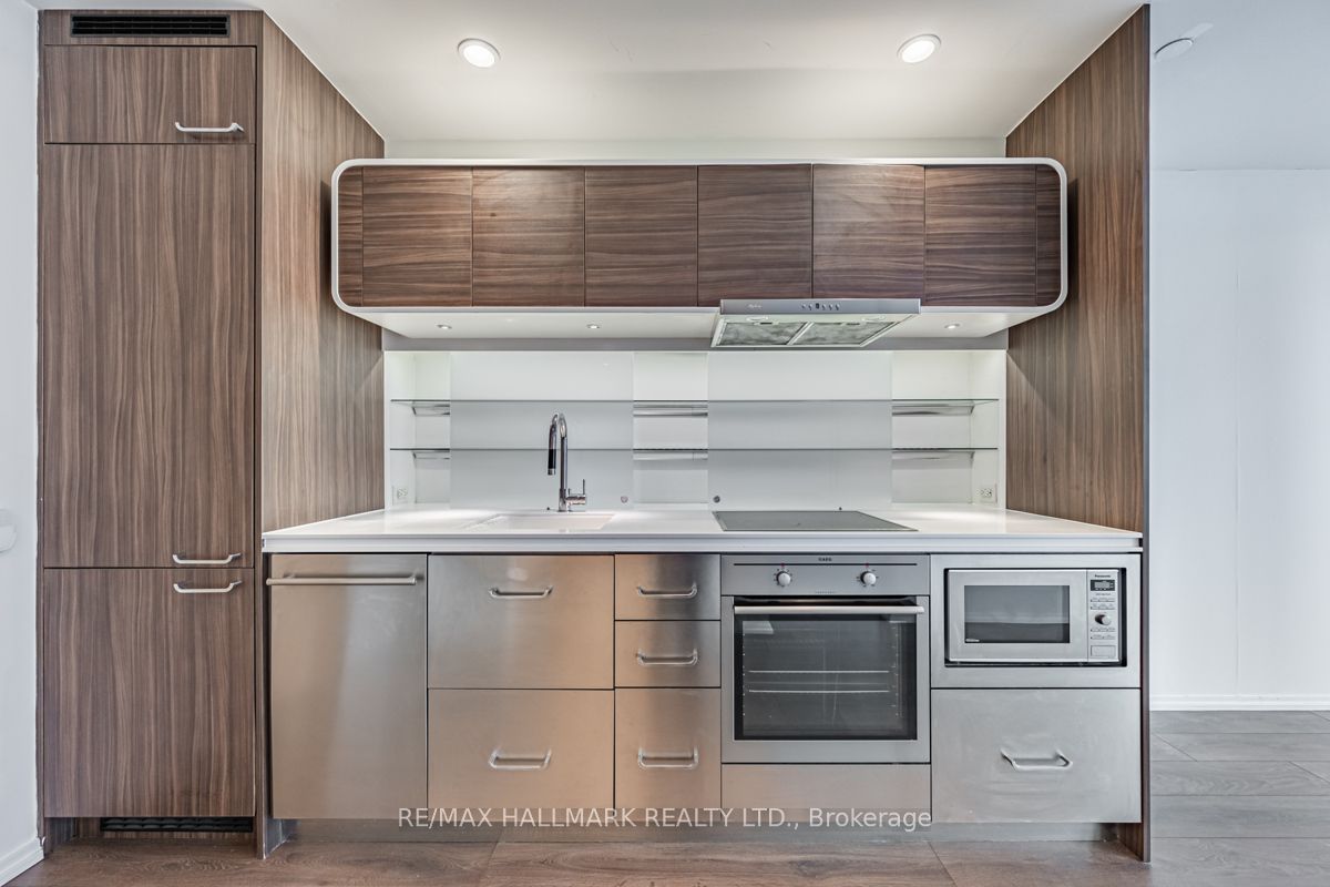 45 Charles Street E #3805