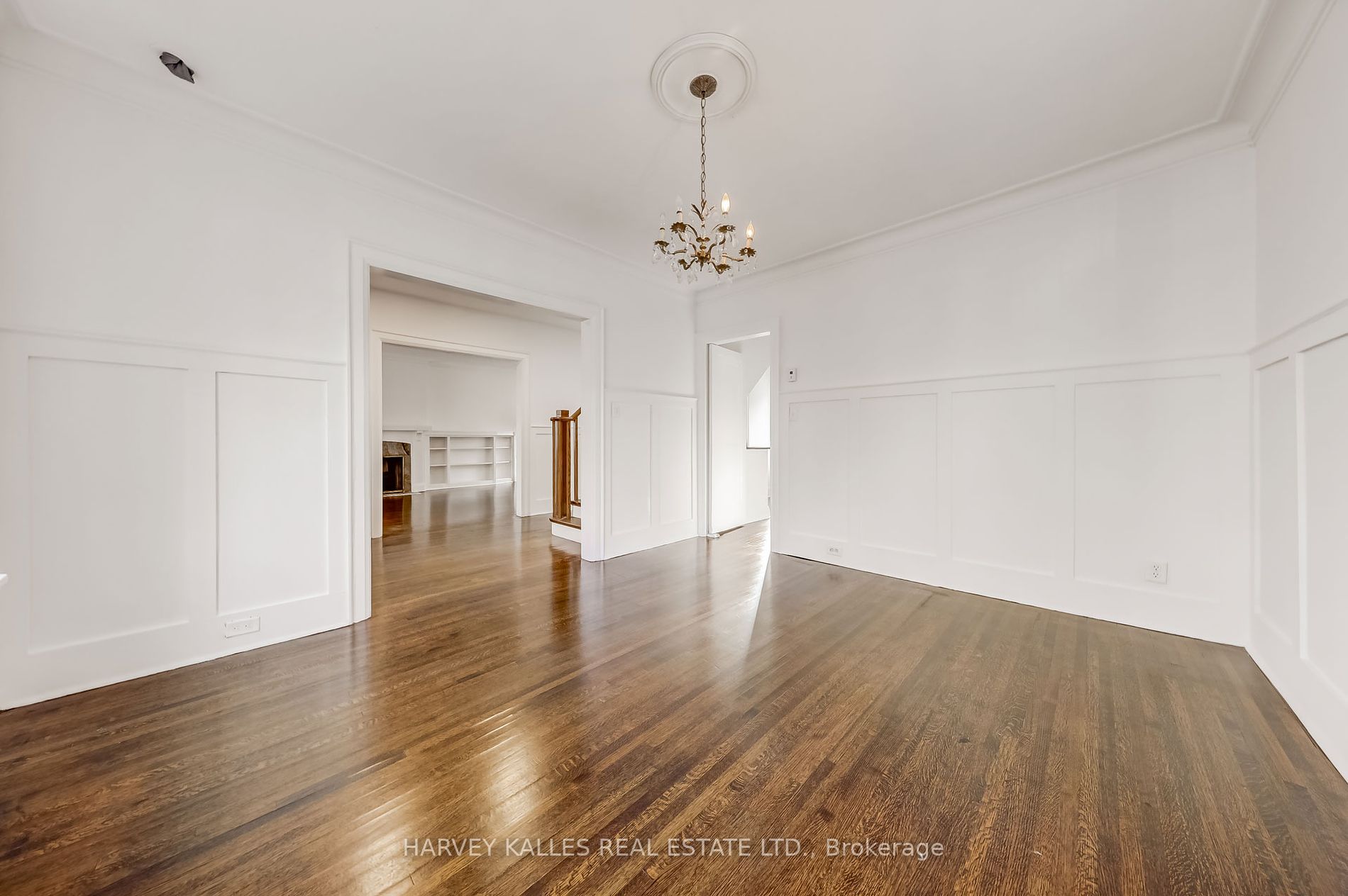 29 Hillhurst Boulevard