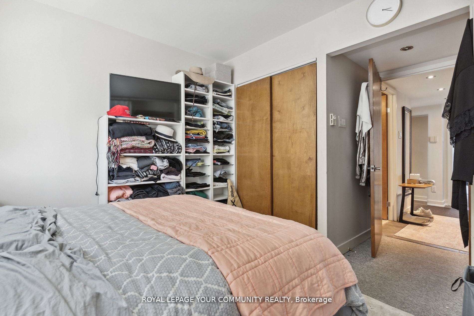 409 Bloor St E, #602