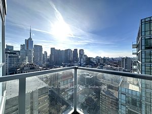 210 Simcoe St, #2309