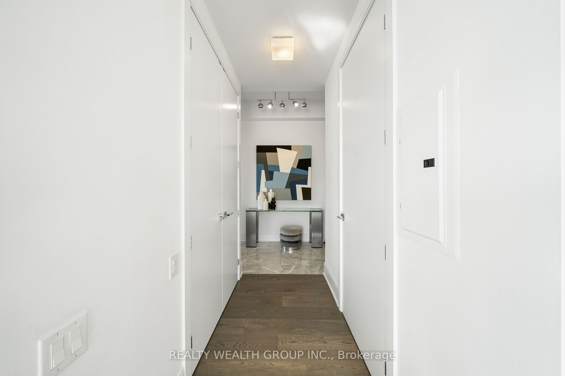 42 Charles St E, #Ph4802