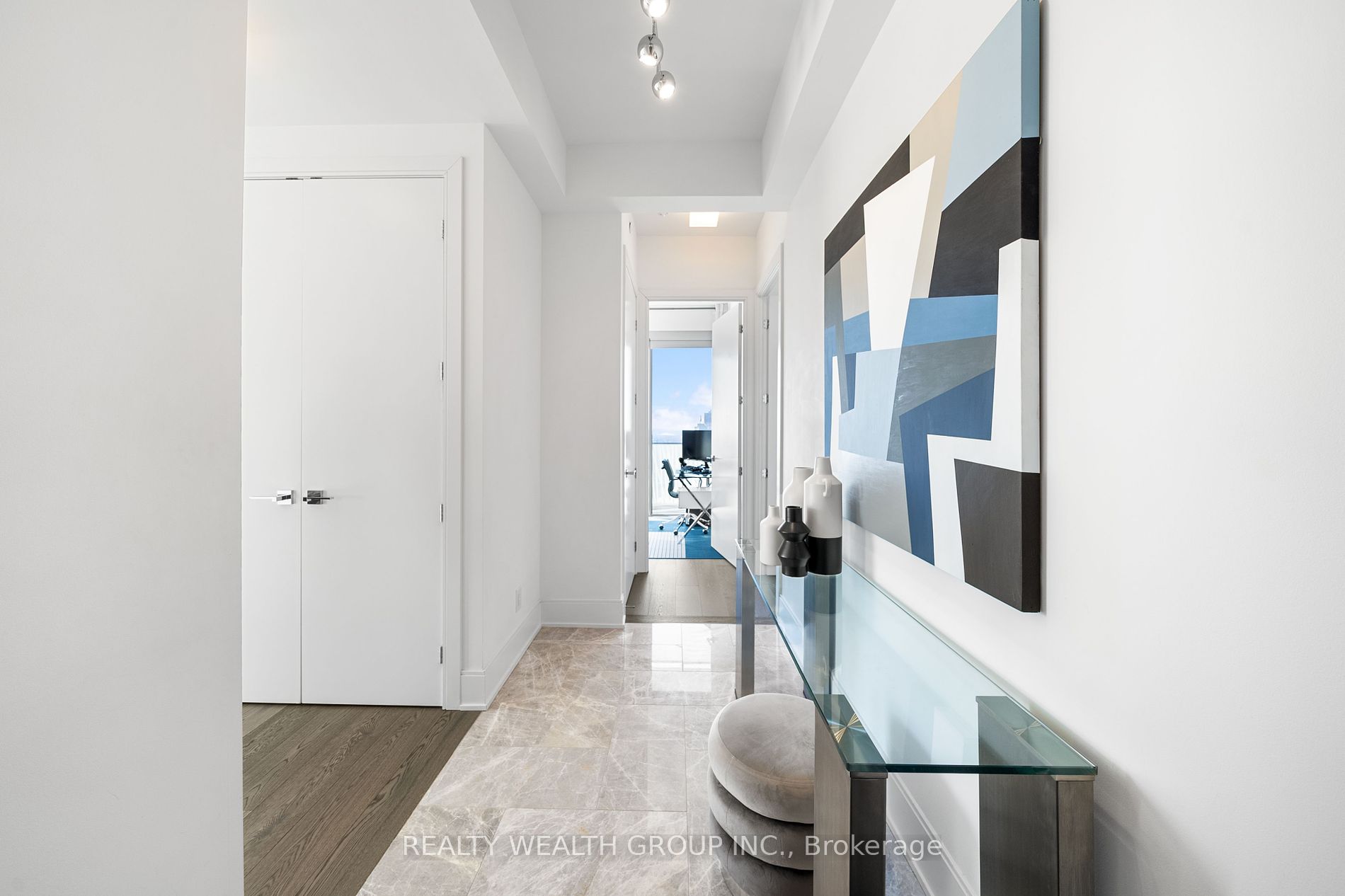 42 Charles St E, #Ph4802