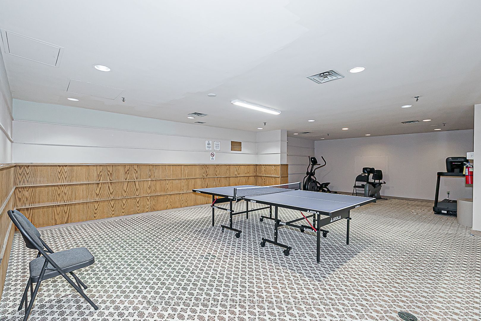 5 Kenneth Ave, #803