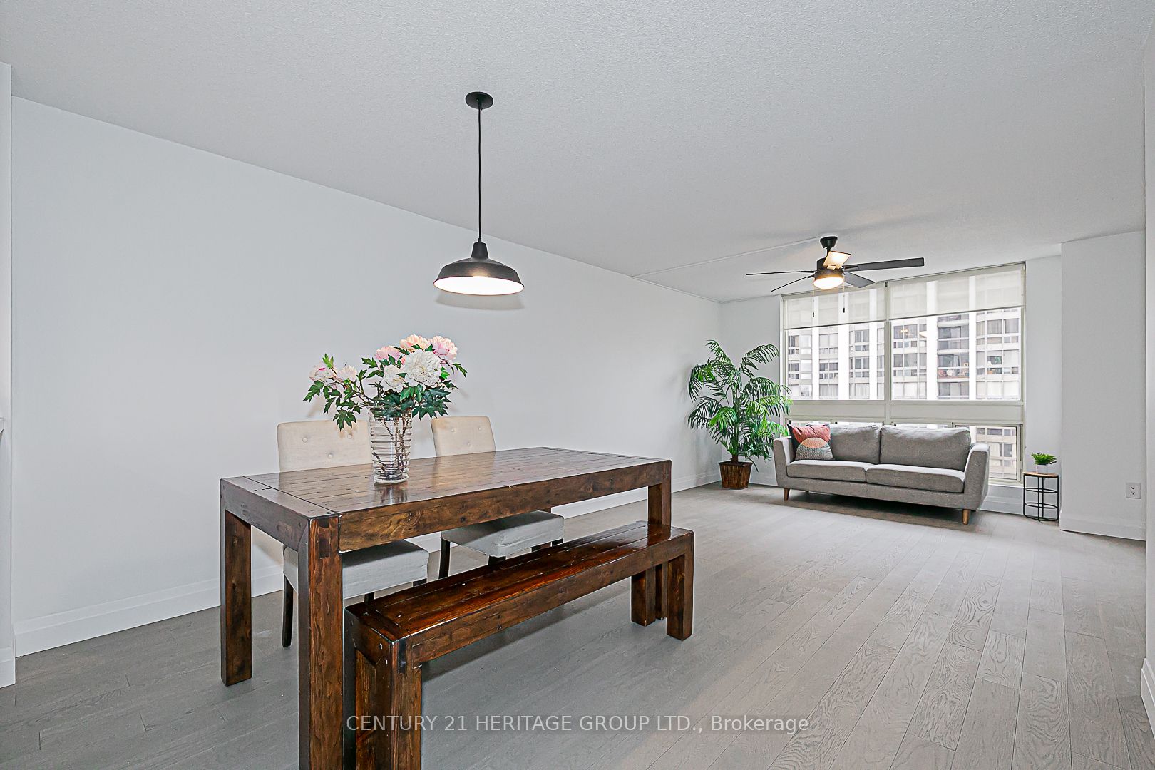 5 Kenneth Ave, #803
