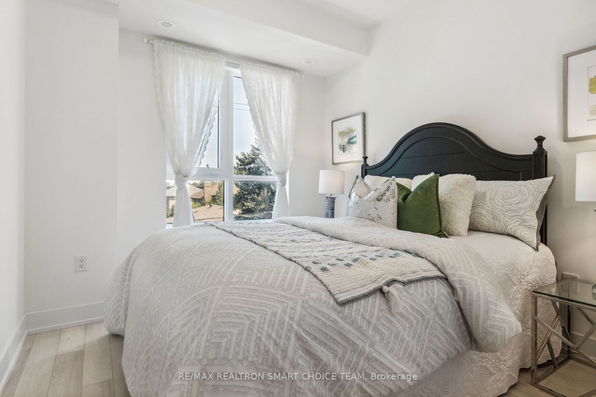 52 Holmes Ave, #3