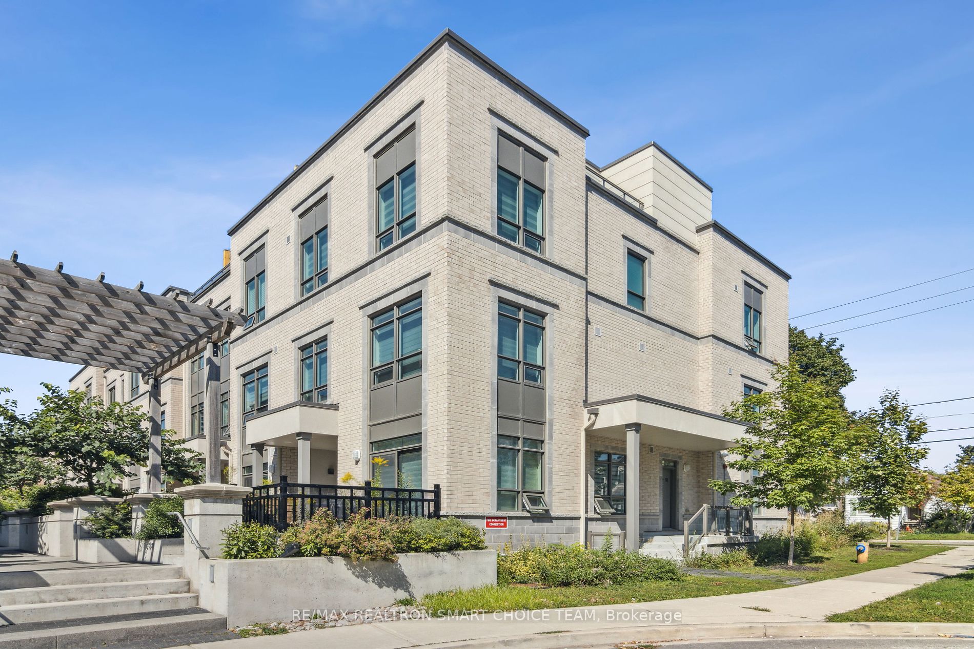 52 Holmes Ave, #3