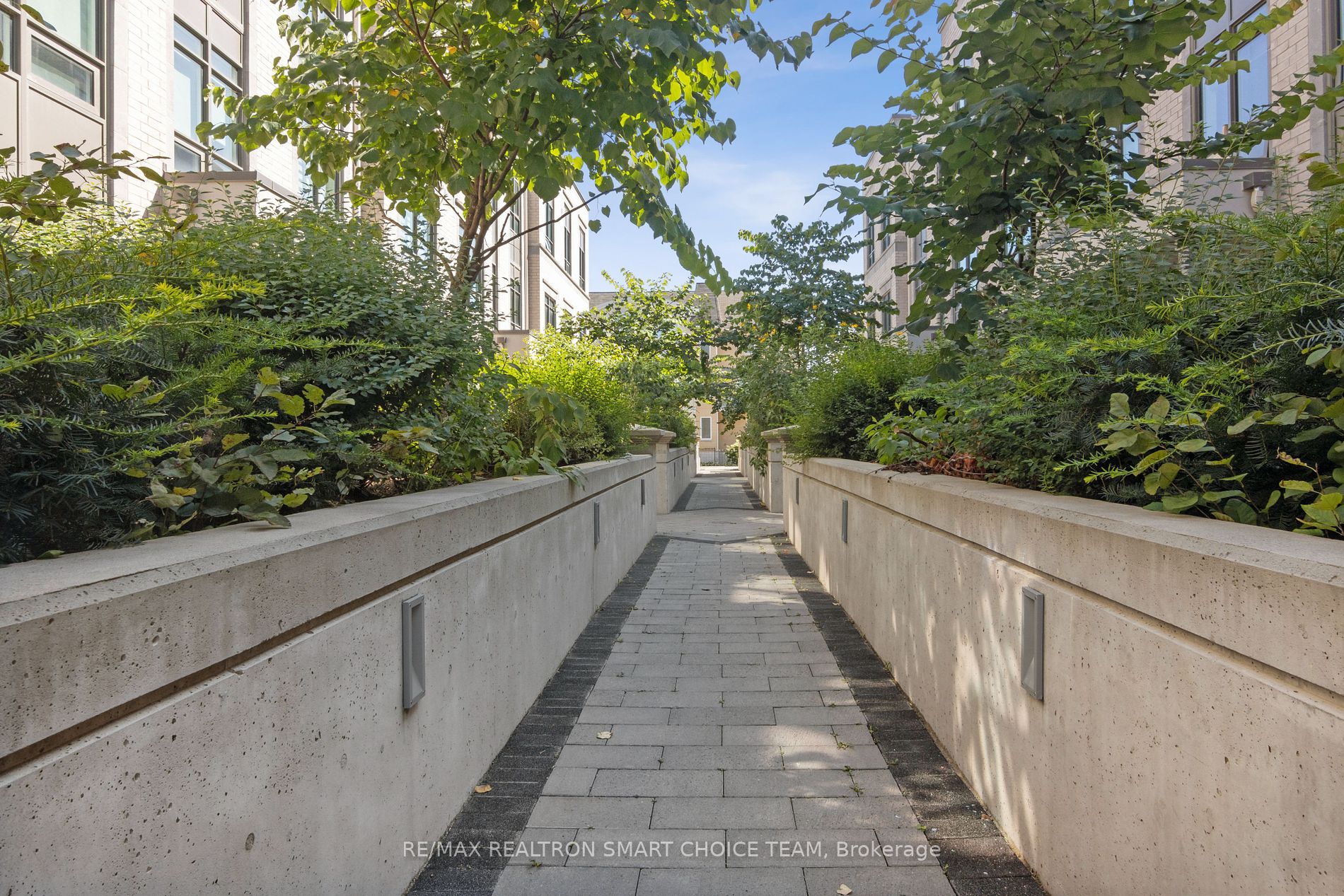 52 Holmes Ave, #3