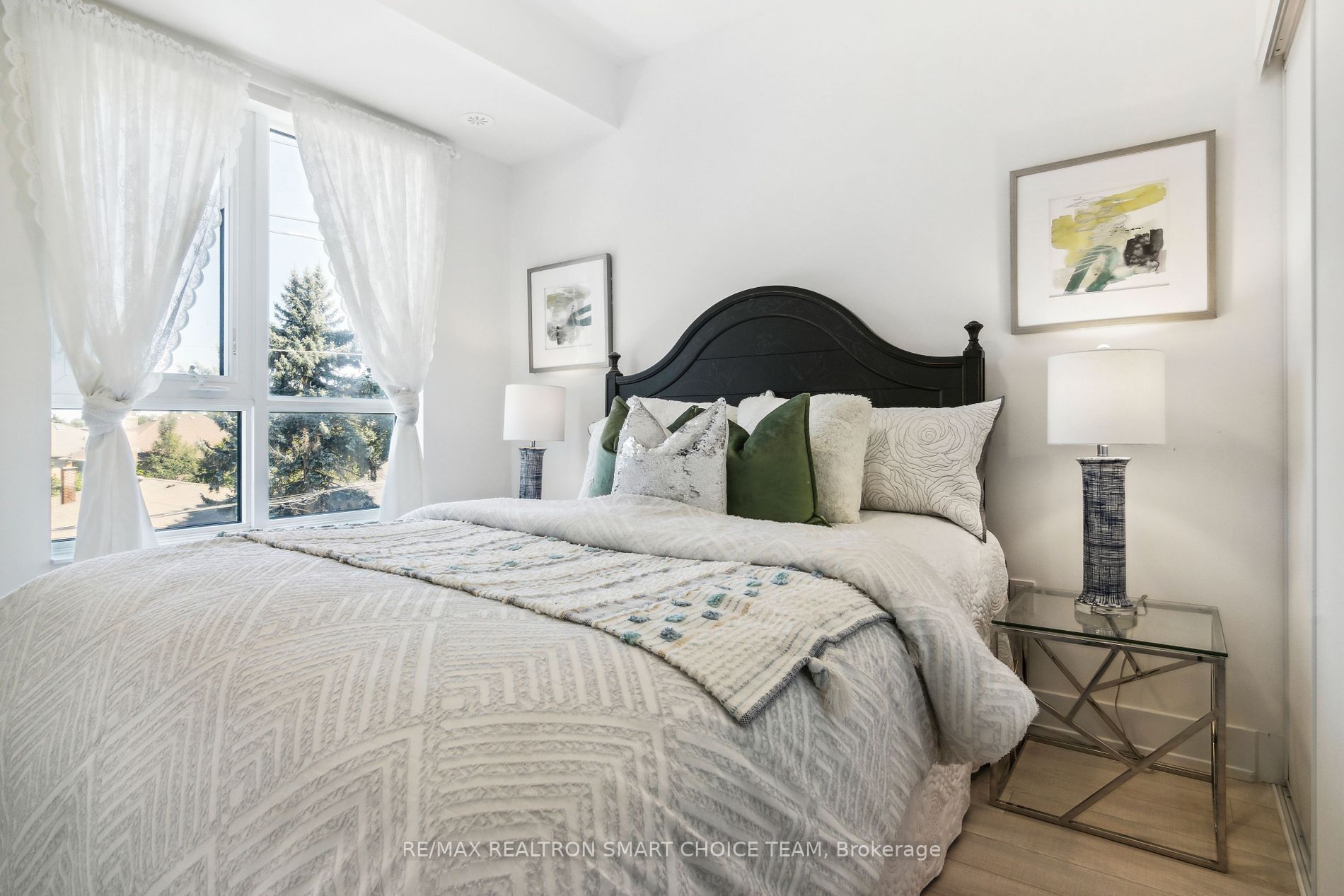 52 Holmes Ave, #3