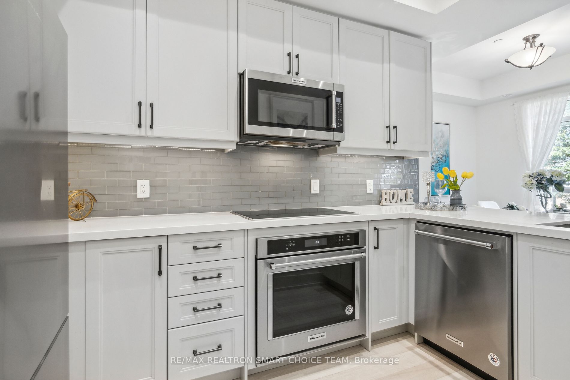 52 Holmes Ave, #3