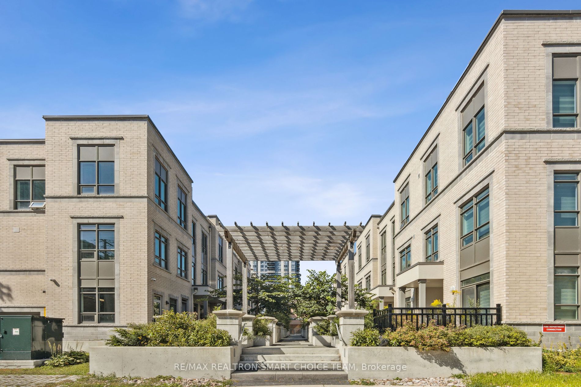 52 Holmes Ave, #3