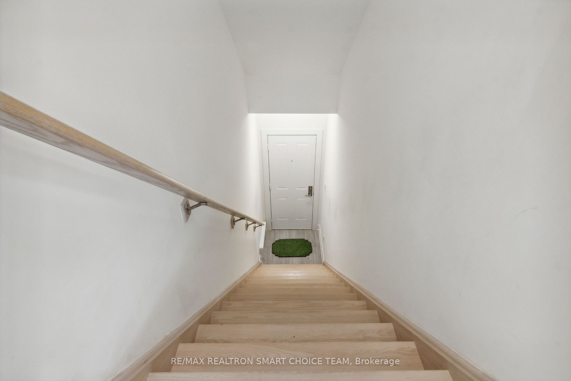 52 Holmes Ave, #3