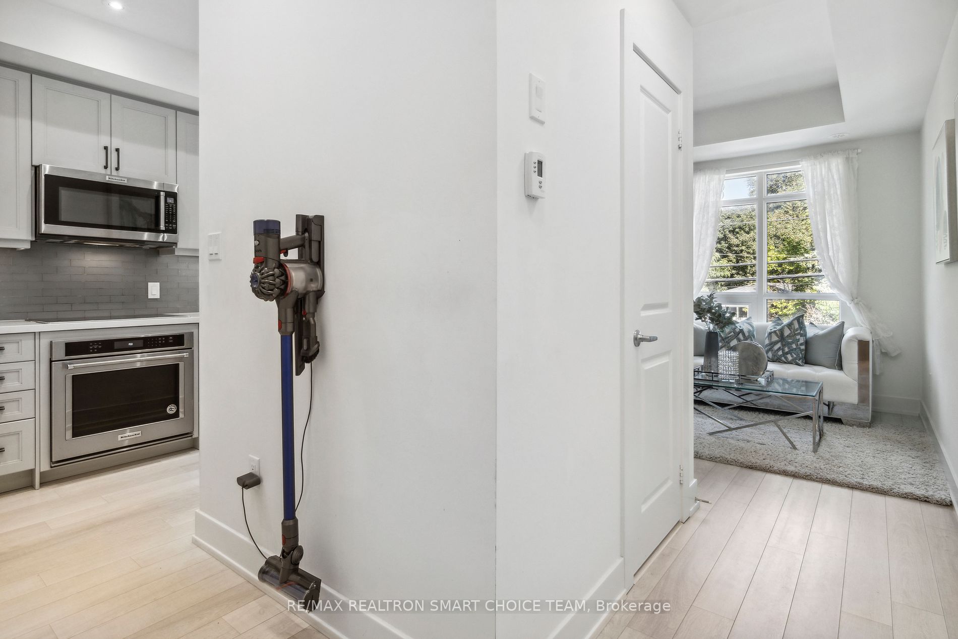 52 Holmes Ave, #3