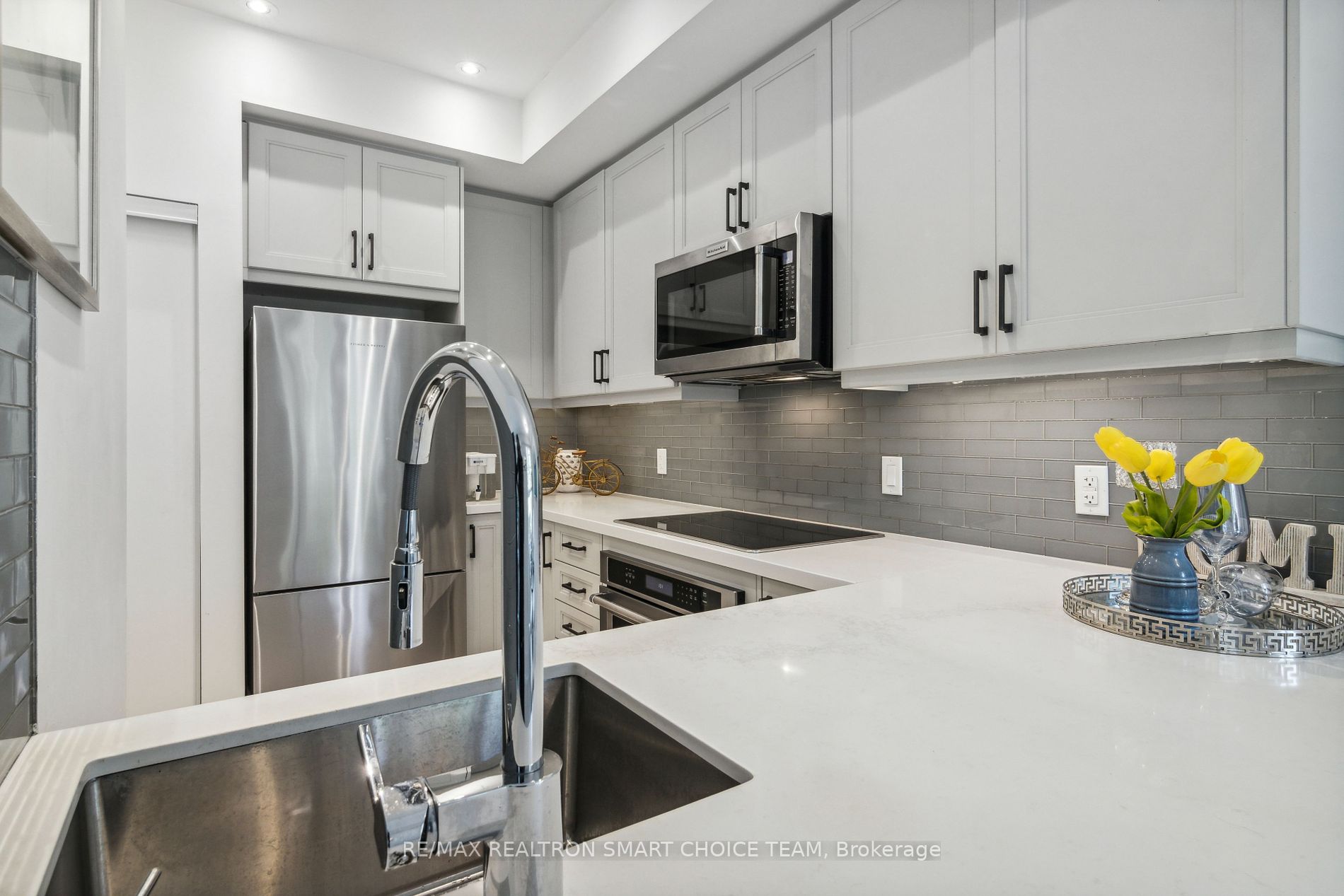 52 Holmes Ave, #3