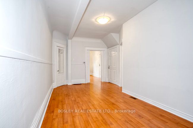 282 Ossington Ave