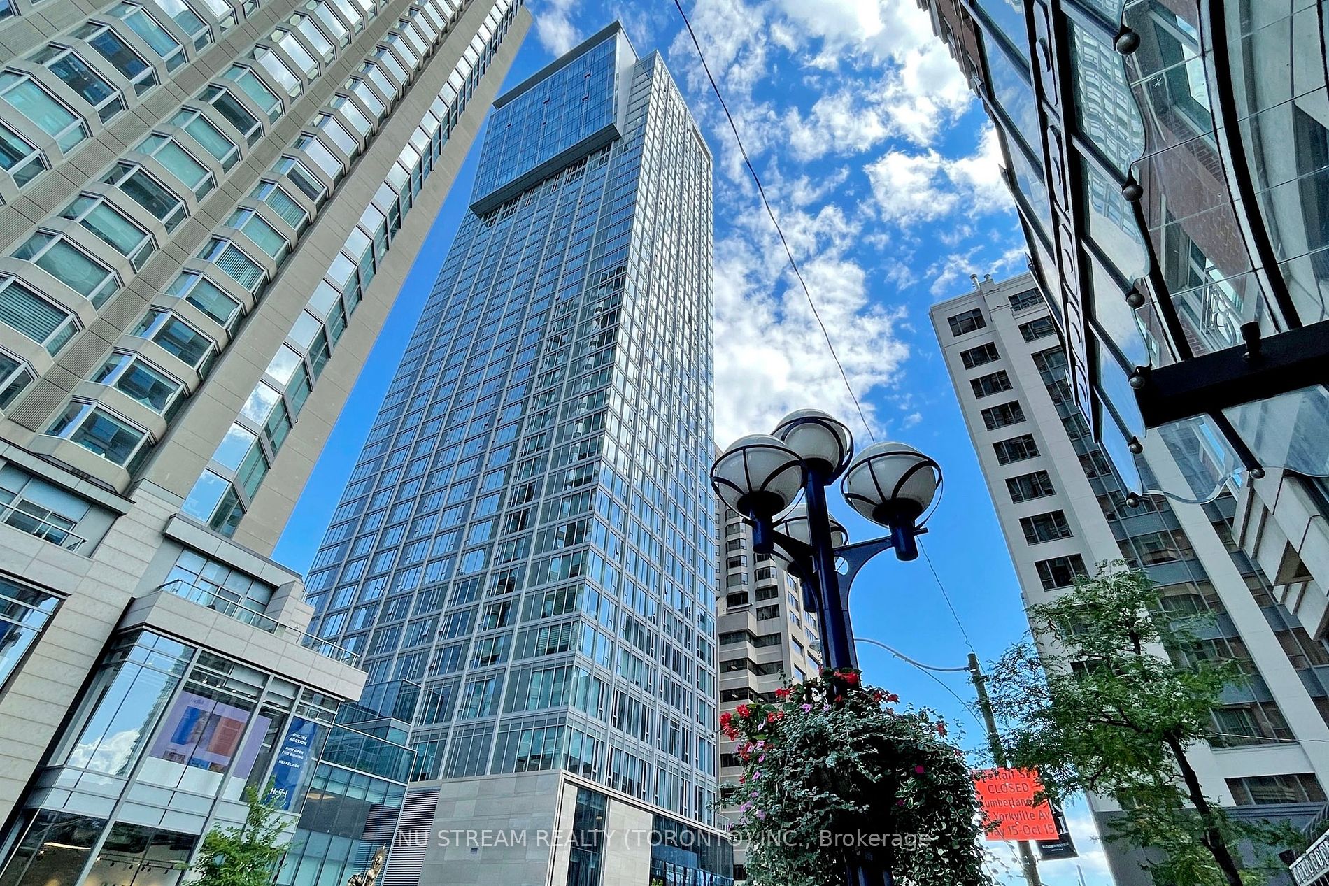 188 Cumberland St, #1408