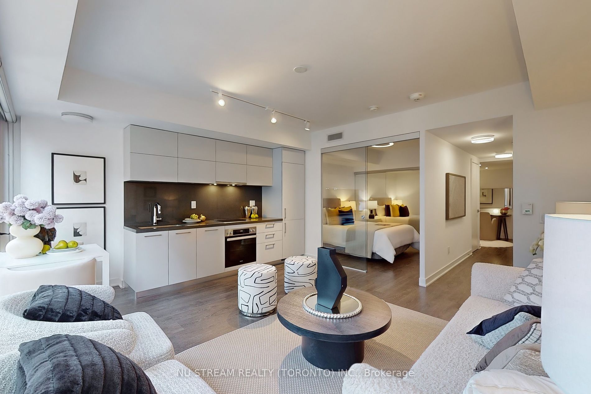 188 Cumberland St, #1408