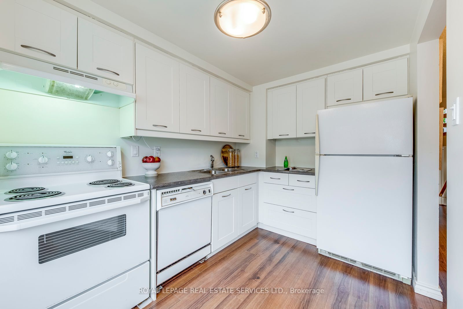 19 Dutch Myrtle Way, #19