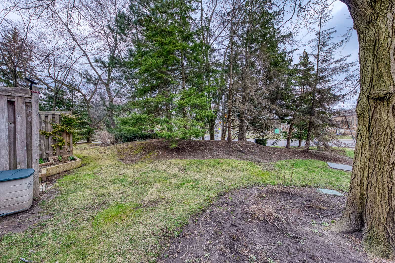 19 Dutch Myrtle Way, #19
