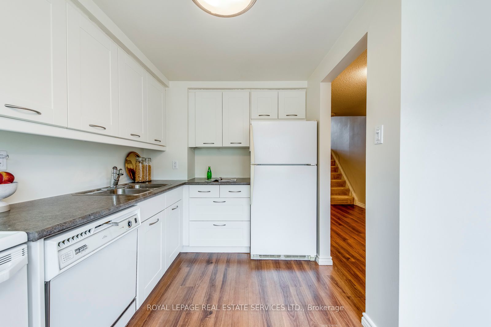 19 Dutch Myrtle Way, #19