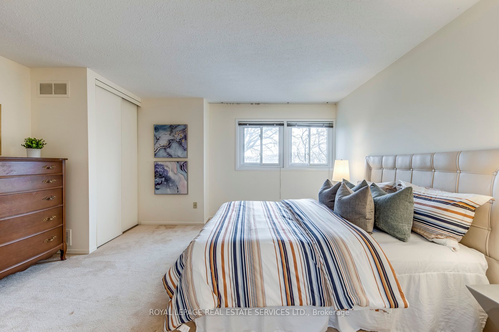 19 Dutch Myrtle Way, #19