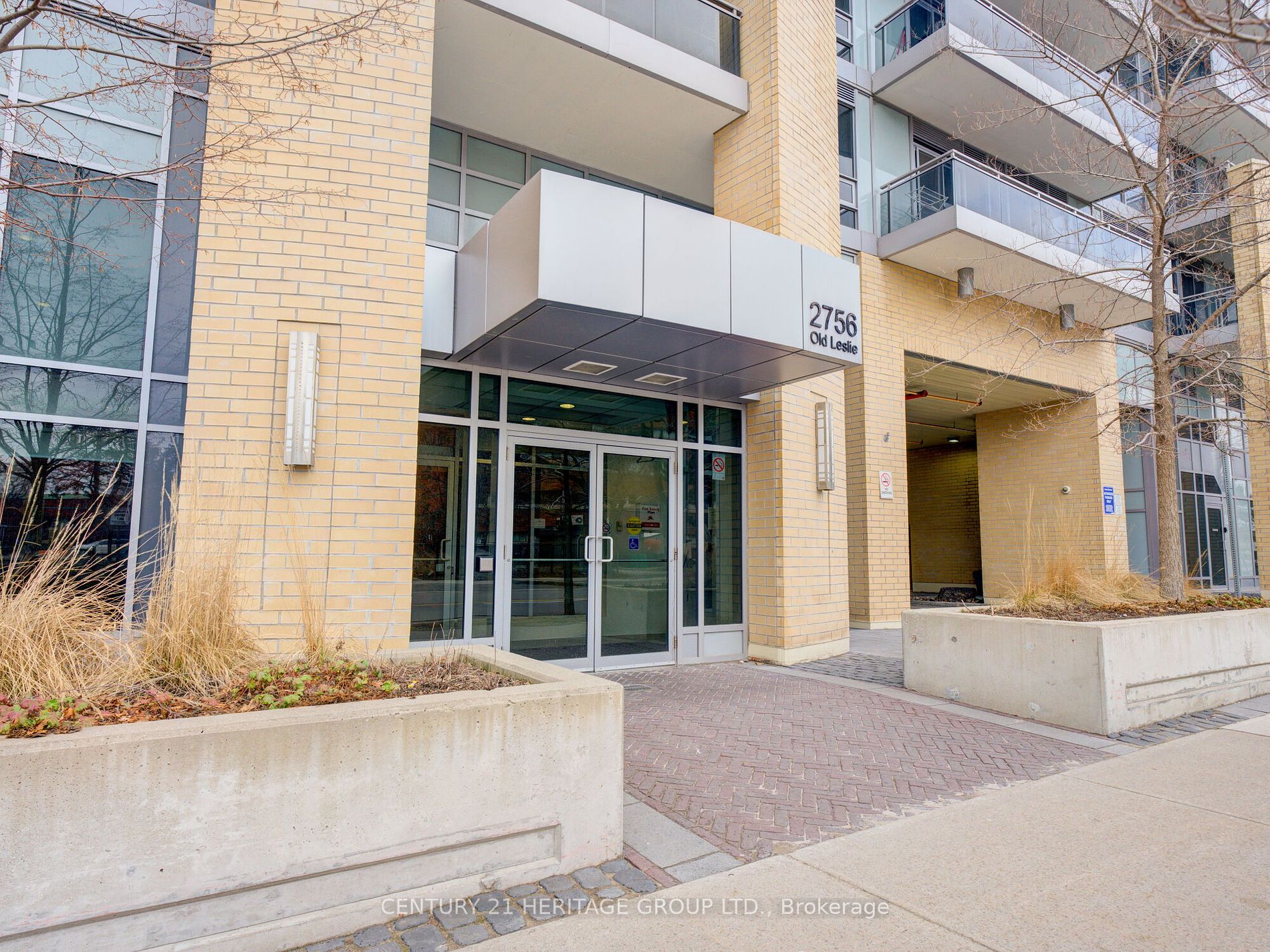 2756 Old Leslie Street, #909