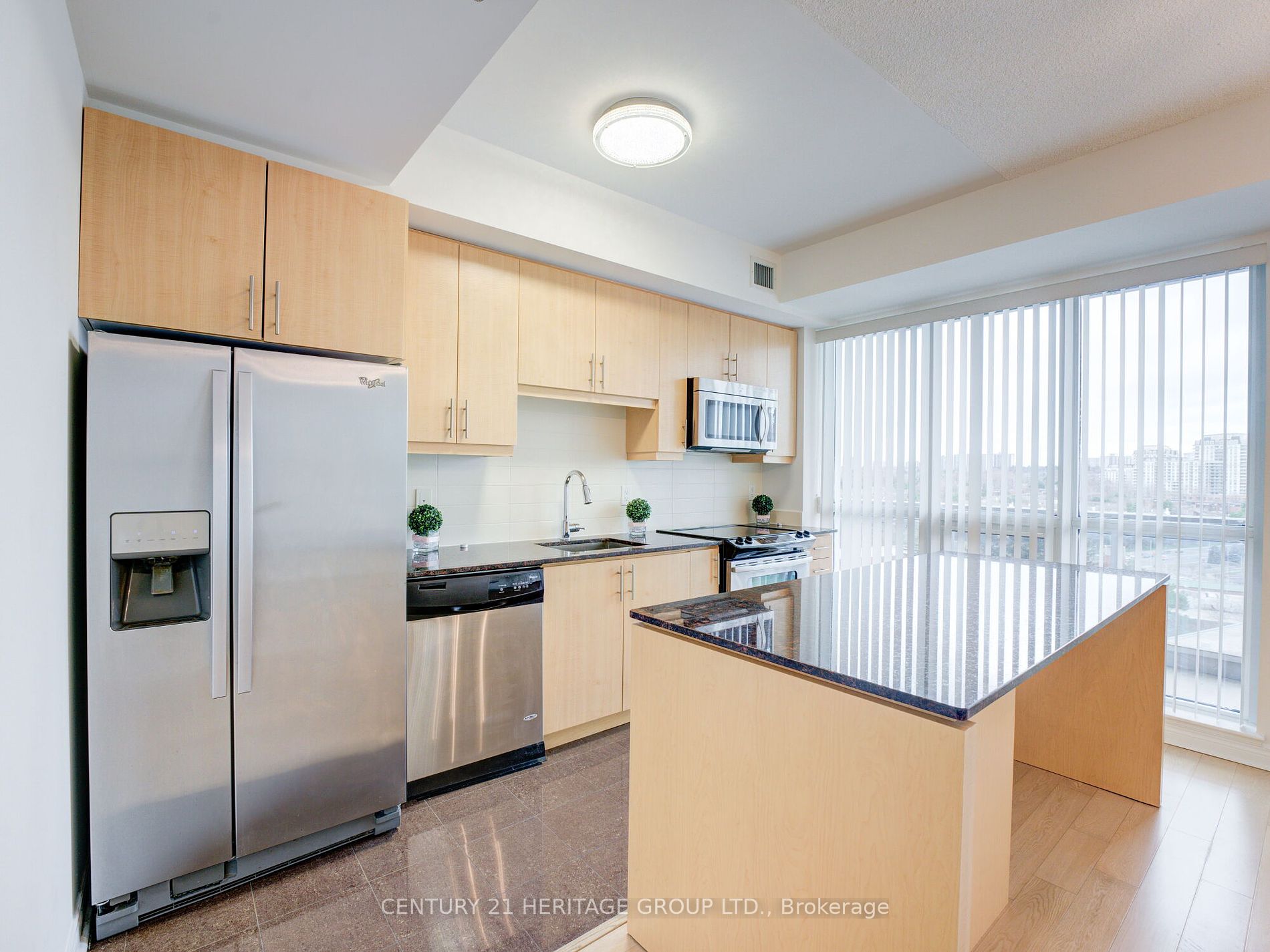 2756 Old Leslie Street, #909