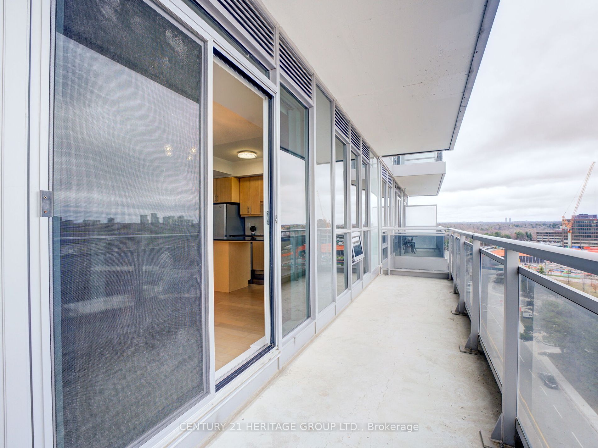 2756 Old Leslie Street, #909