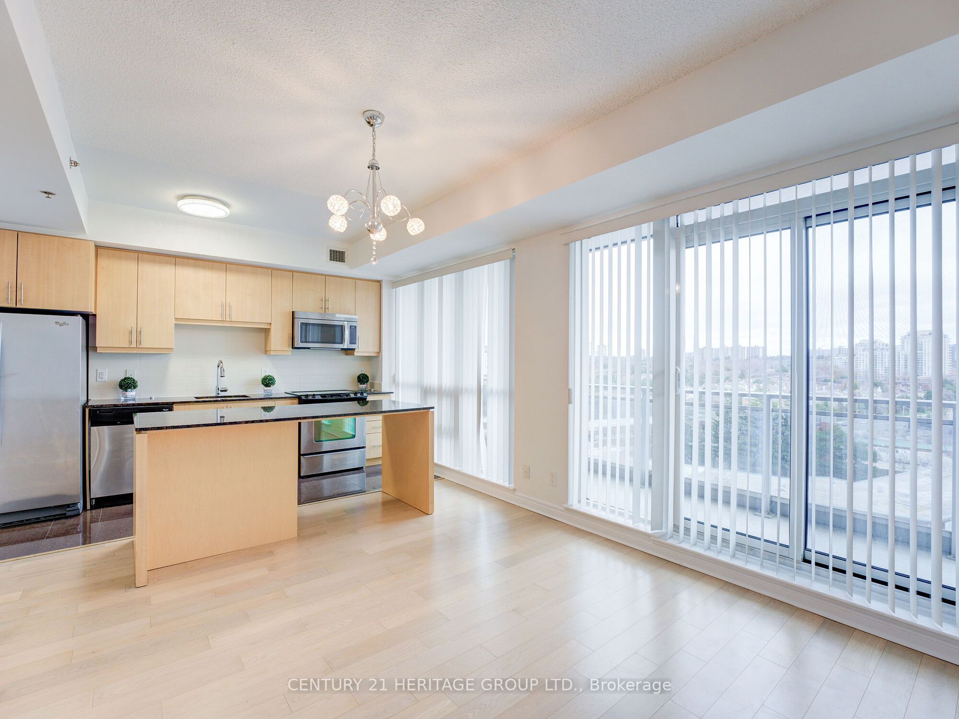 2756 Old Leslie Street, #909