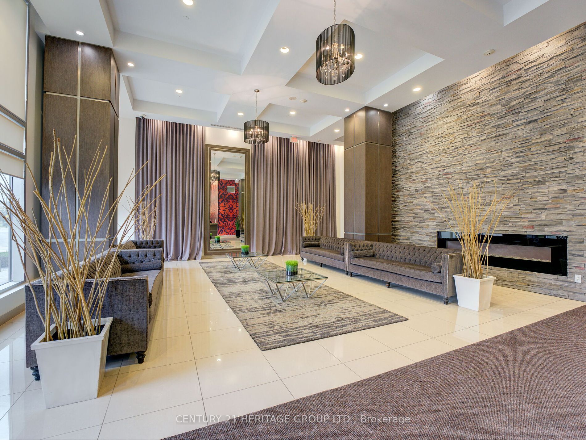 2756 Old Leslie Street, #909