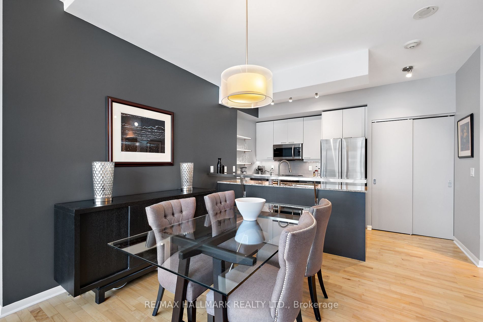 333 Adelaide St E, #1205