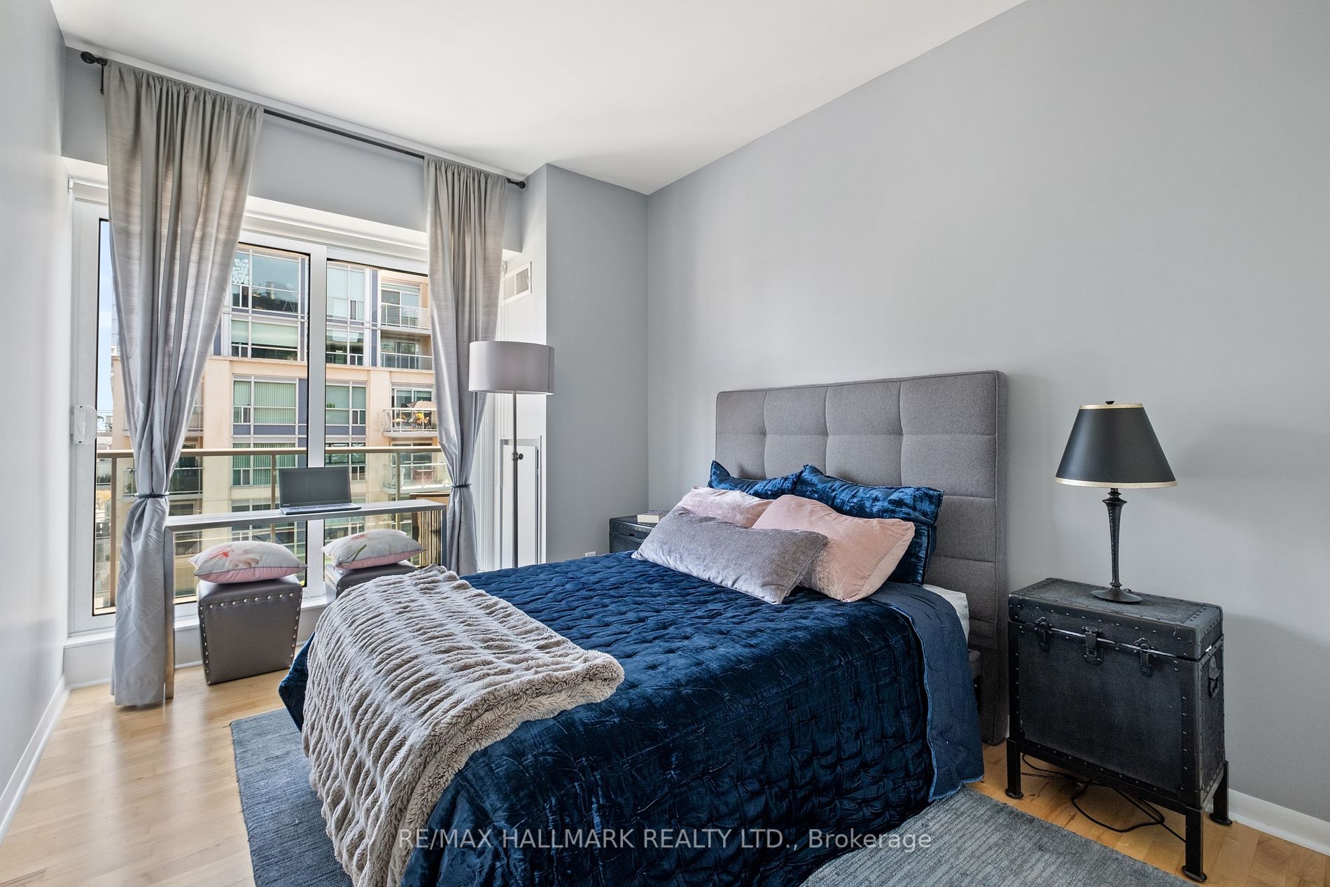 333 Adelaide St E, #1205