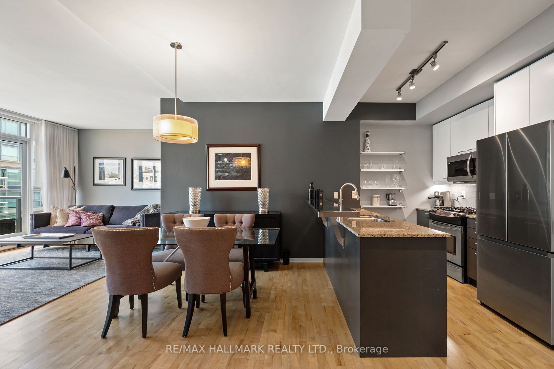 333 Adelaide St E, #1205