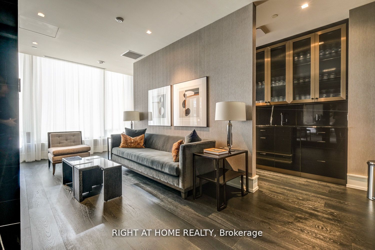 1 Forest Hill Road, #201