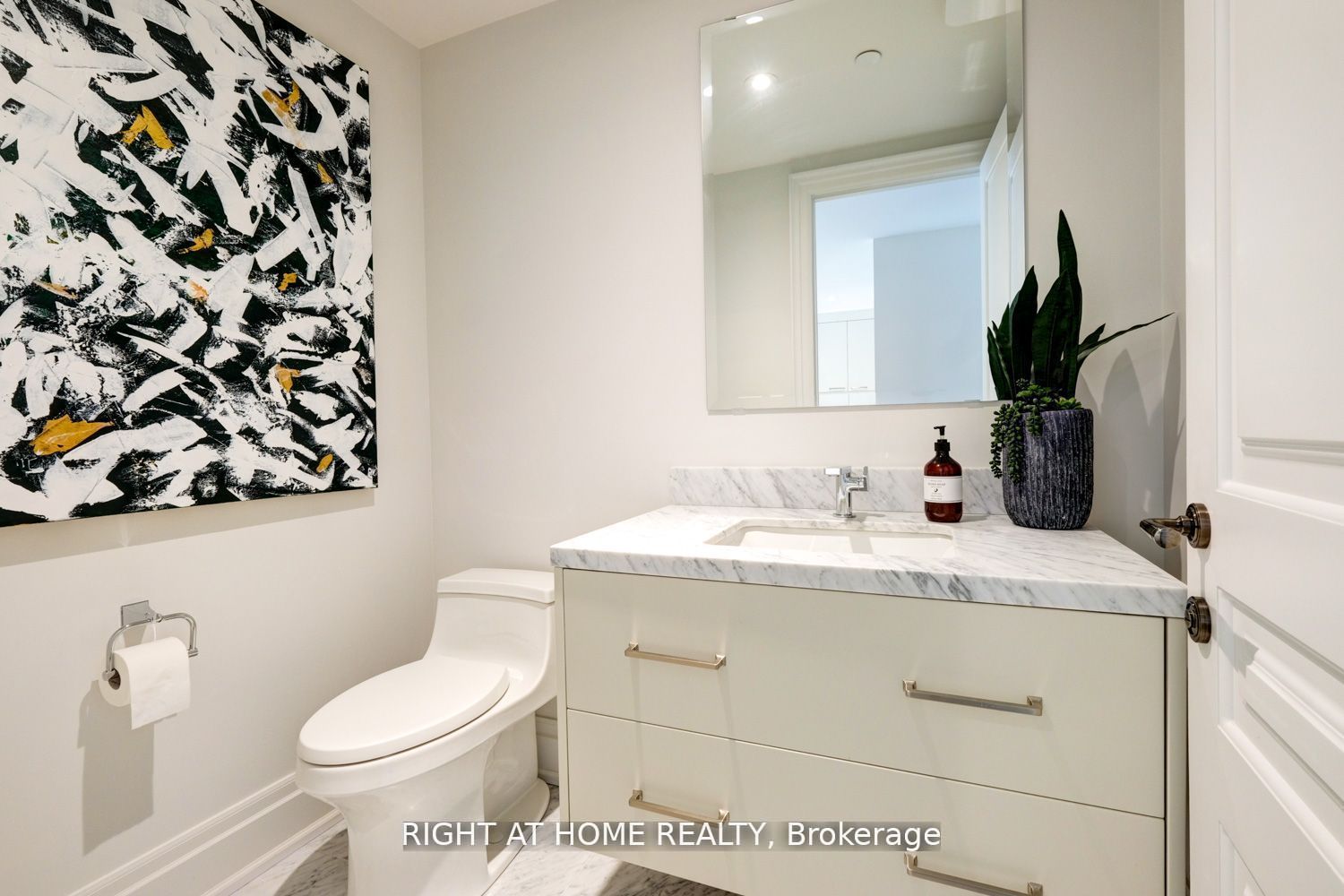 1 Forest Hill Road, #201
