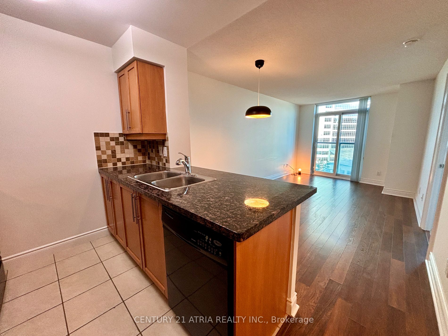 25 Greenview Ave, #924
