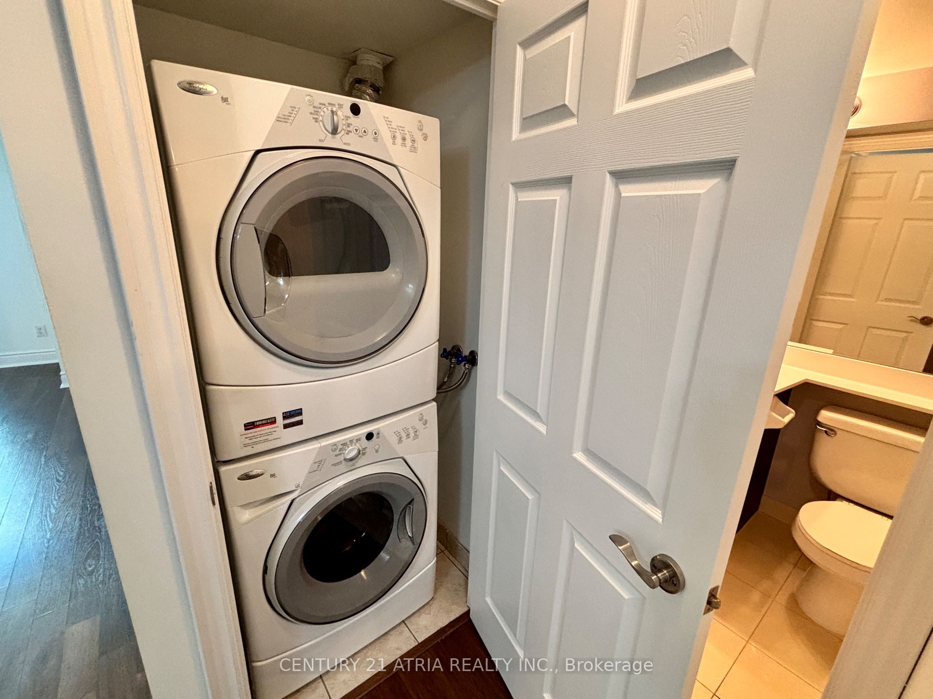 25 Greenview Ave, #924
